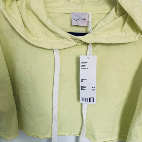 XS Urban Outfitters Cropped Hoodie NWT - Picture 3 of 5